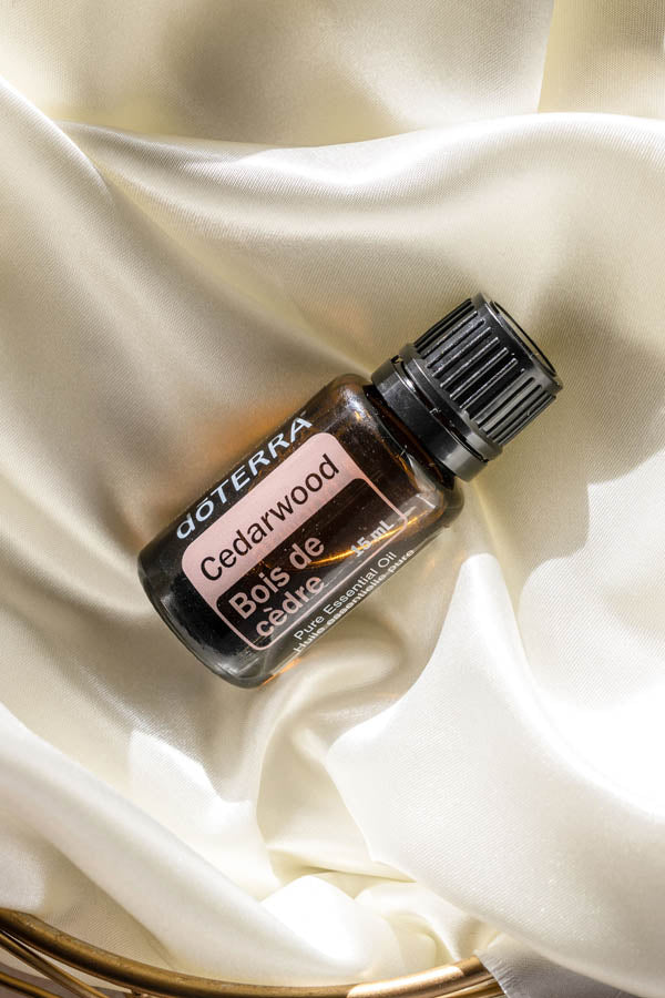 Doterra Vörös cédrus (Cedarwood) illóolaj 15 ml